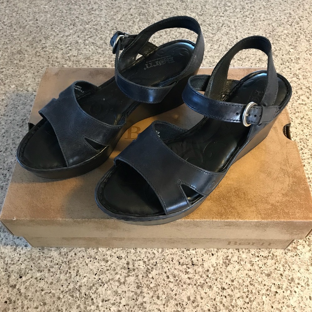 BORN sandals - black leather